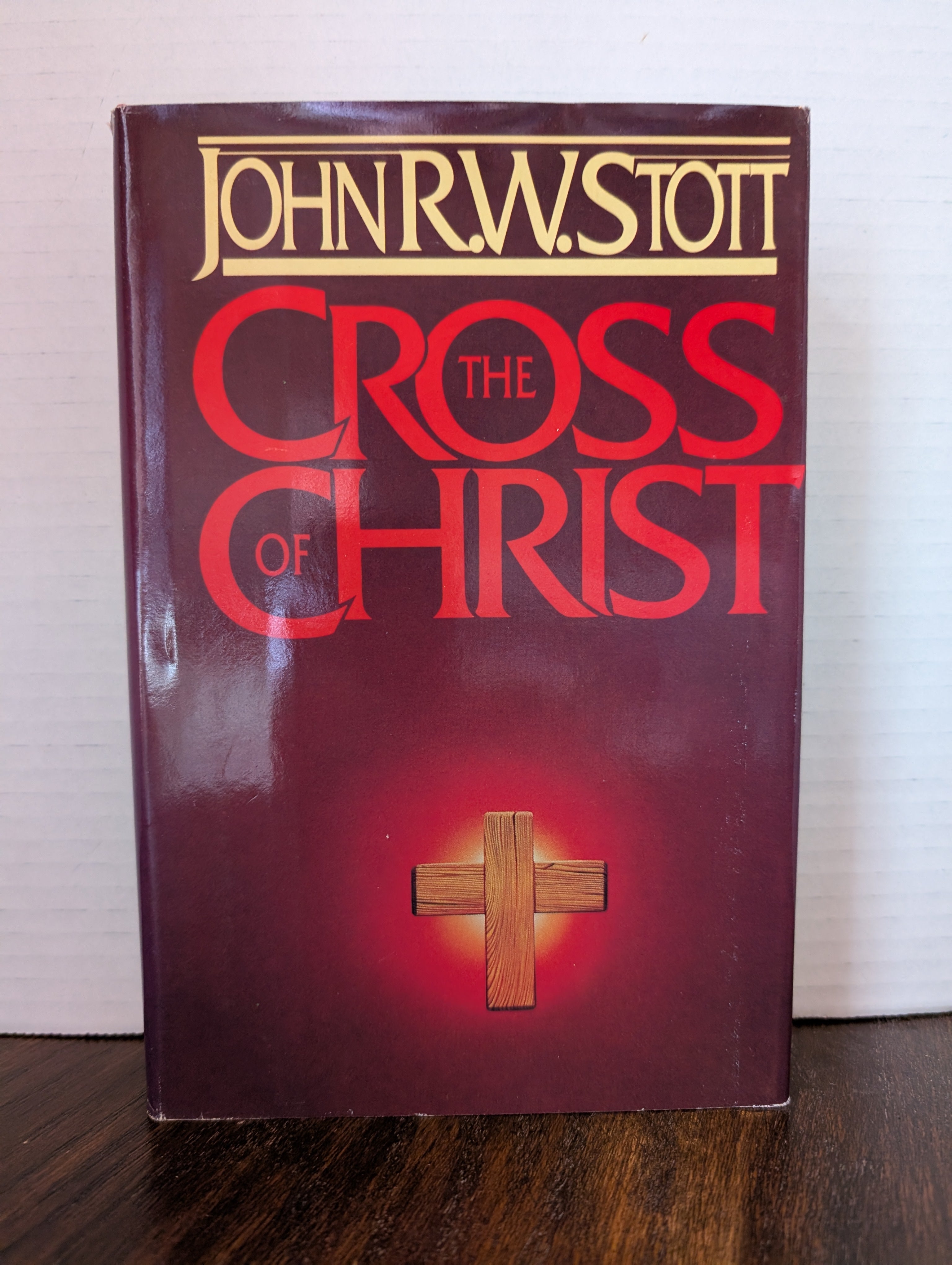 USED - The Cross of Christ (John W. Stott) - USED