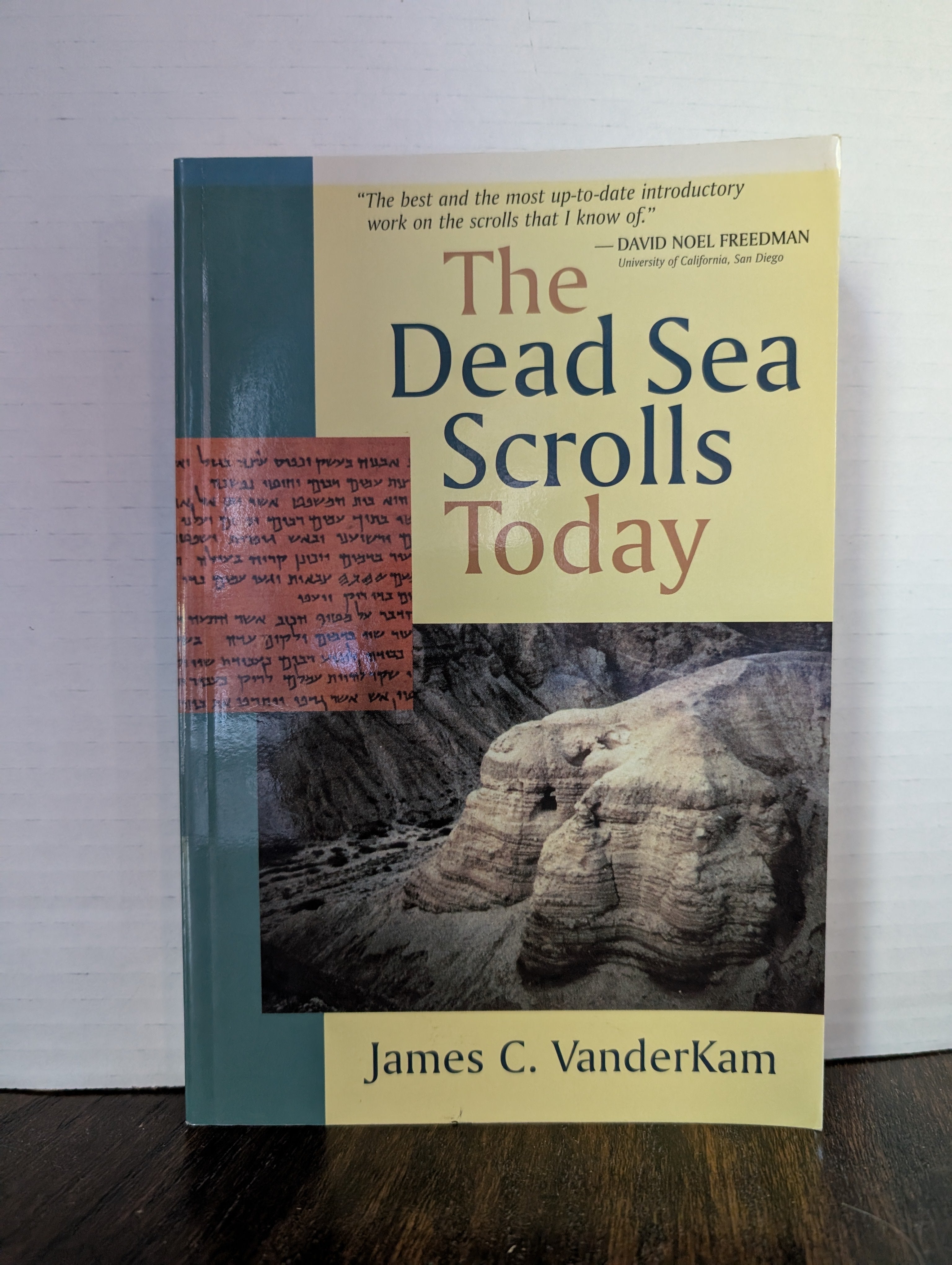 USED - The Dead Sea Scrolls Today (James Vanderkam) - USED