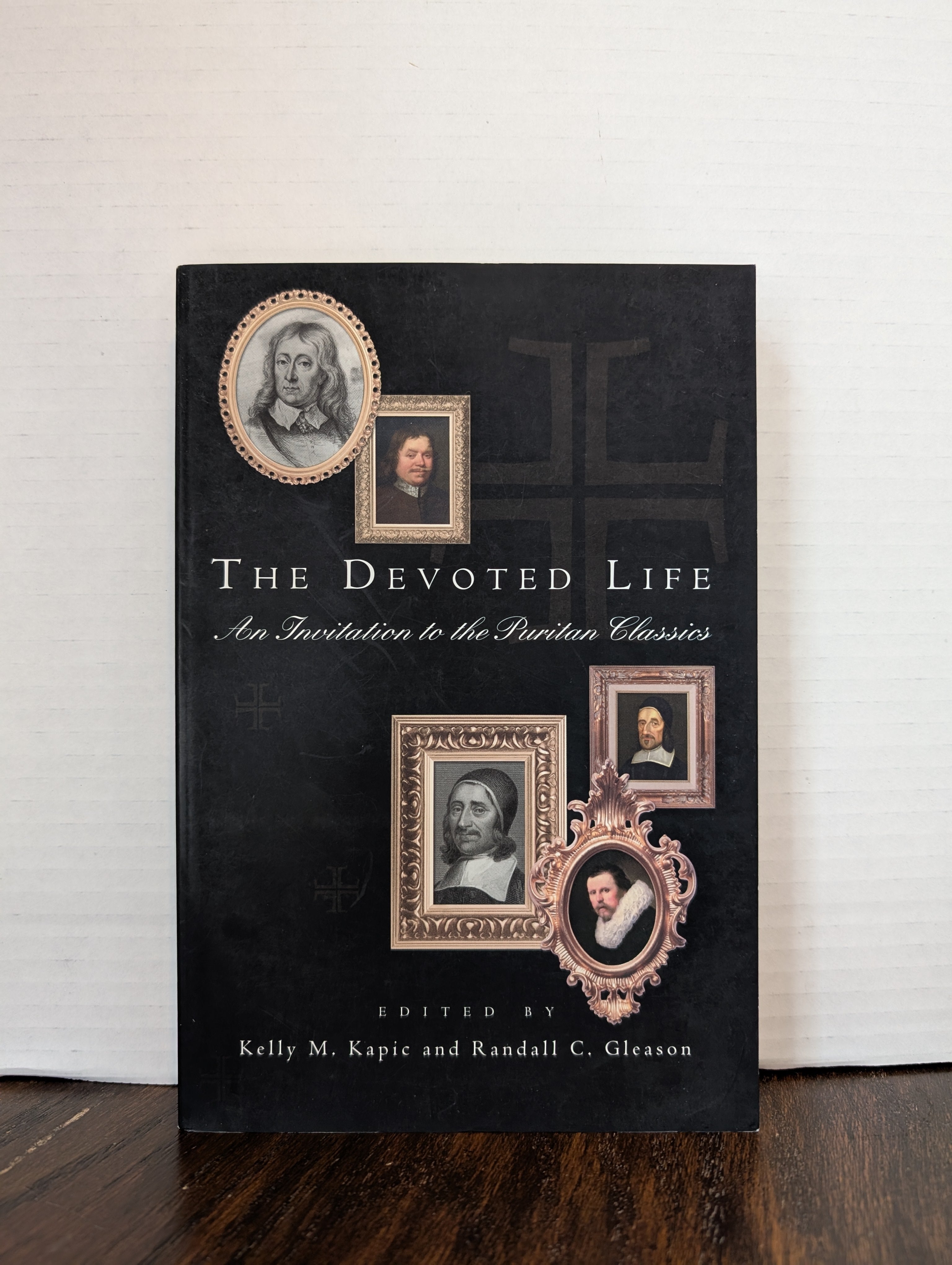 USED - The Devoted Life (Kelly Kapic & Randall Gleason) - USED