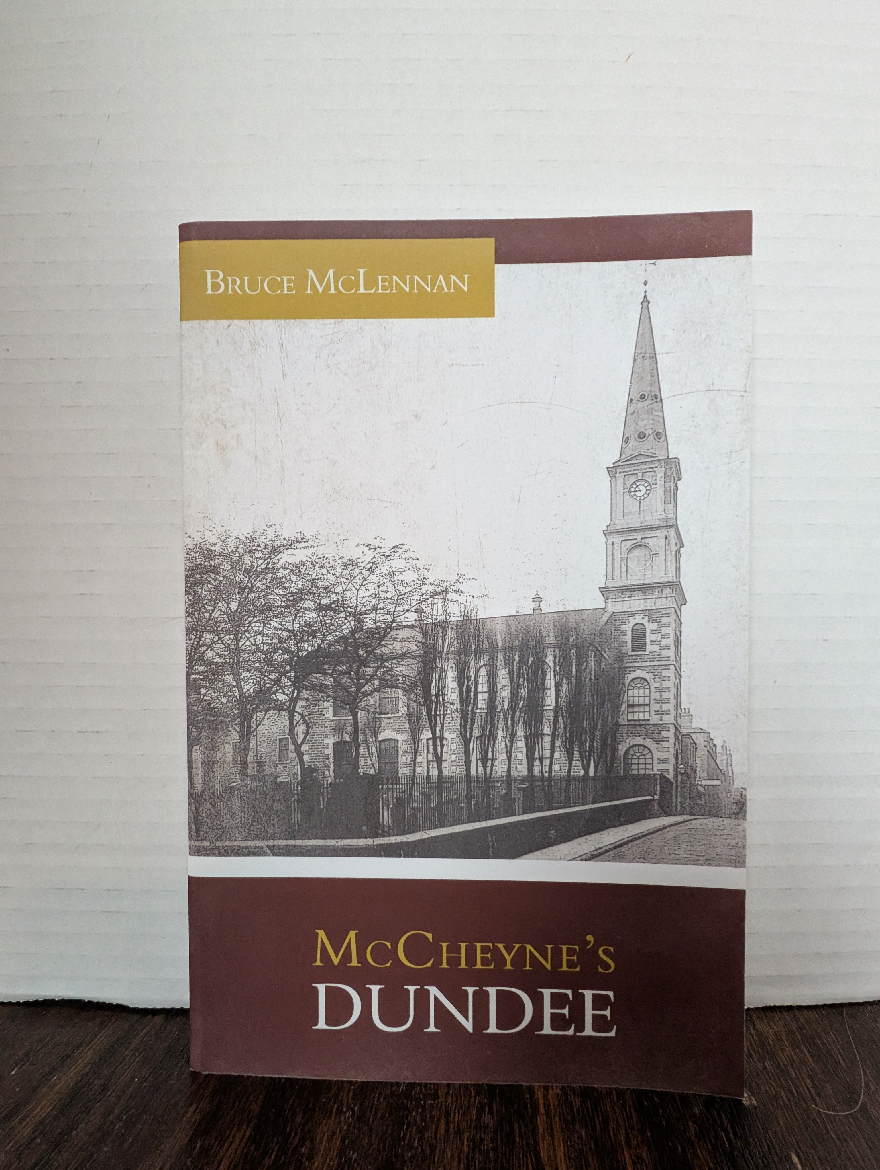 USED - McChenyne's Dundee (Bruce McLennan) - USED